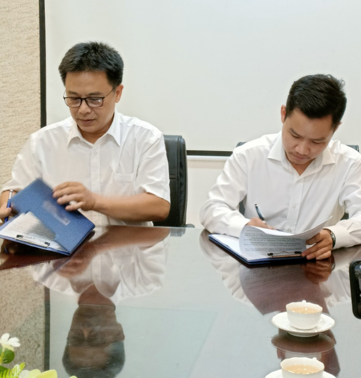 Ký kết Hợp đồng nguyên tắc giữa Công ty Cổ phần Đào tạo Huấn luyện Nghiệp  vụ Hàng không Việt Nam và Công ty Cổ phần Quốc tế Kent- đơn vị chủ