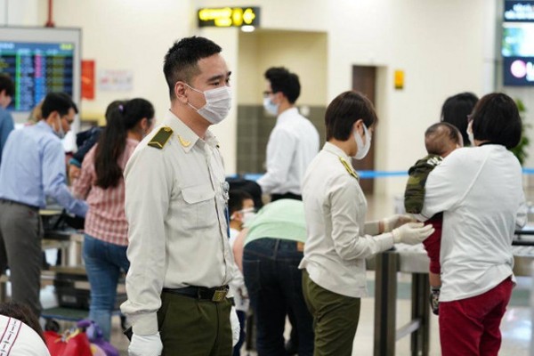 Cục trưởng Hàng không: Không có chuyện đóng cửa sân bay Nội Bài