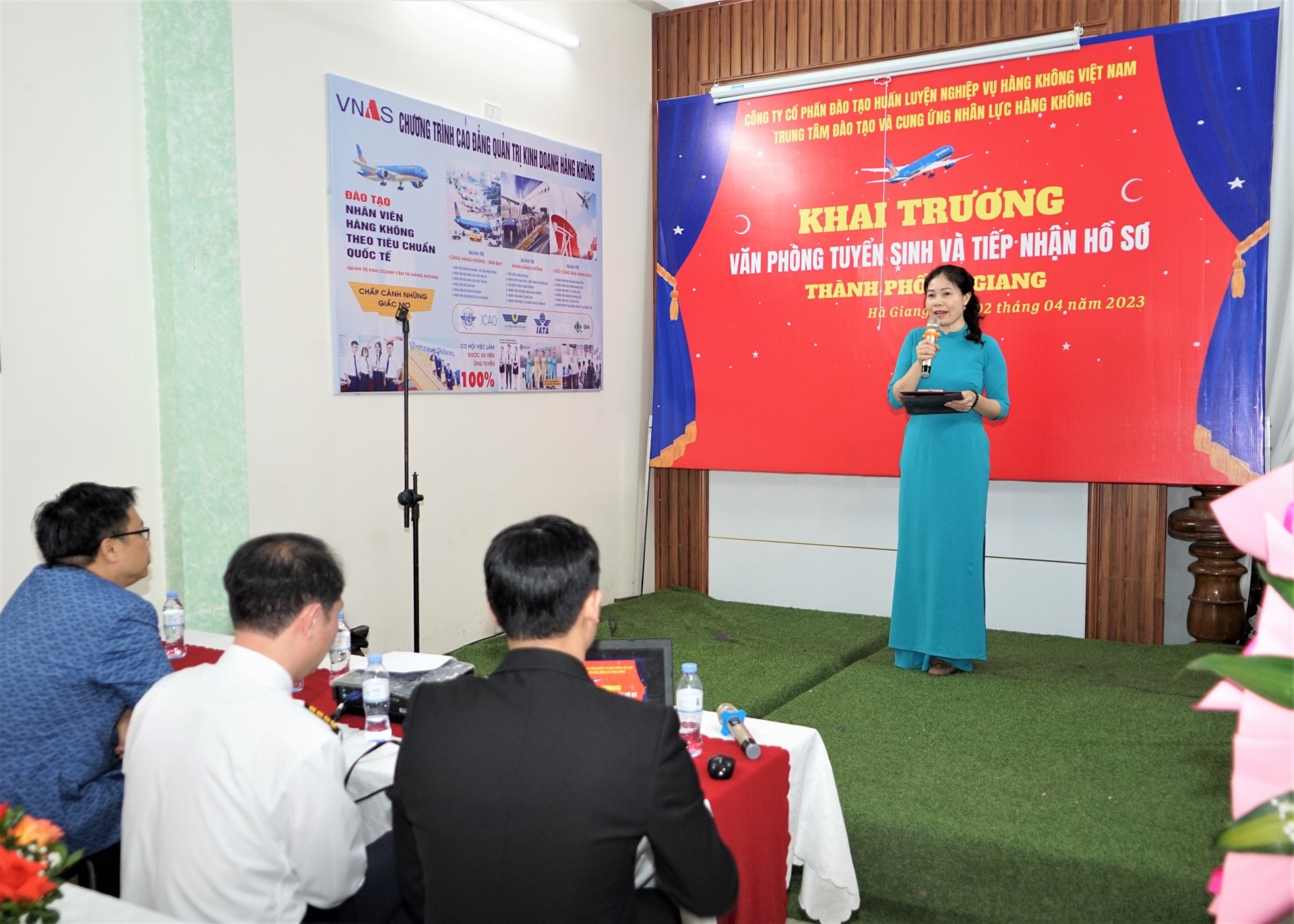 Khai trương Văn phòng tuyển sinh đào tạo và cung ứng nhân lực hàng không Việt Nam tại Hà Giang