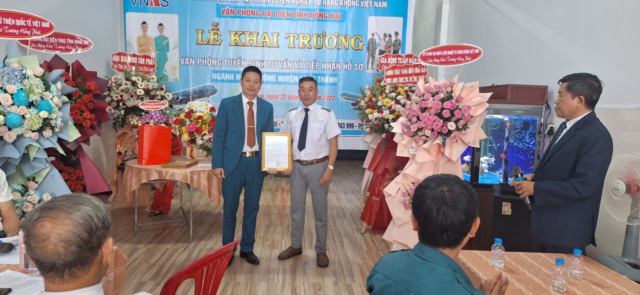 Văn phòng Đại diện Đồng Nai Khai trương Văn phòng Tuyển sinh và Tiếp nhận hồ sơ tại huyện Long Thành